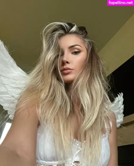 Polina Sitnova 3 OnlyFans Thumbnail #ayVDS8nOgo