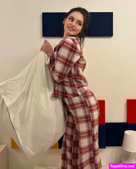 Polinaart OnlyFans Thumbnail #eDnYcXmE30