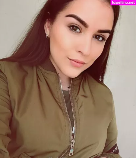 Polinavolkova OnlyFans Thumbnail #8zX5SElb1X