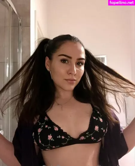 Polinavolkova OnlyFans Thumbnail #LJRS9JKt9L