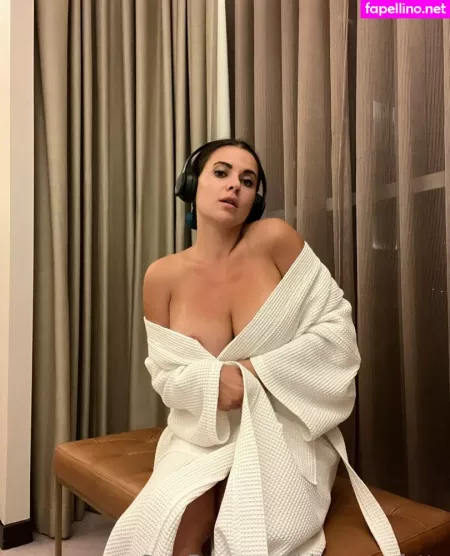 Polly Bones OnlyFans Thumbnail #13LQ0cgMlV