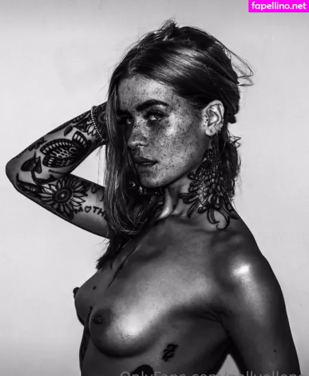 Polly Ellens OnlyFans Thumbnail #9zHLY3zN6E