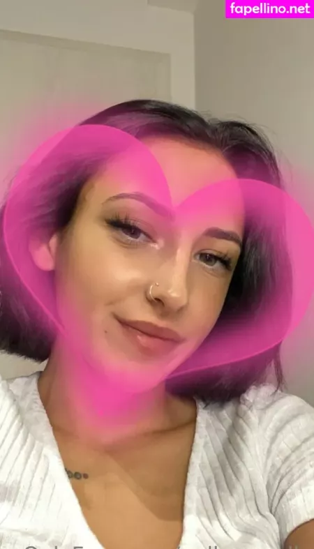 Polly Smalls OnlyFans Thumbnail #L1L3emNgS8