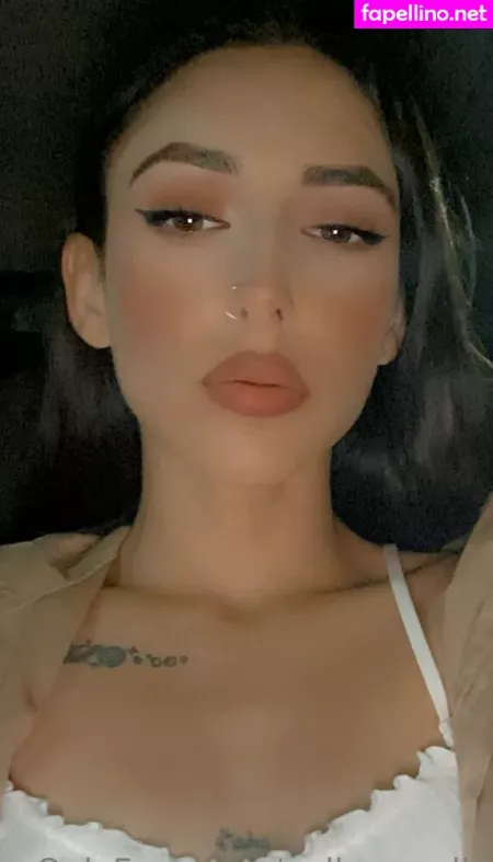 Polly Smalls OnlyFans Thumbnail #M6pRk4eOhC