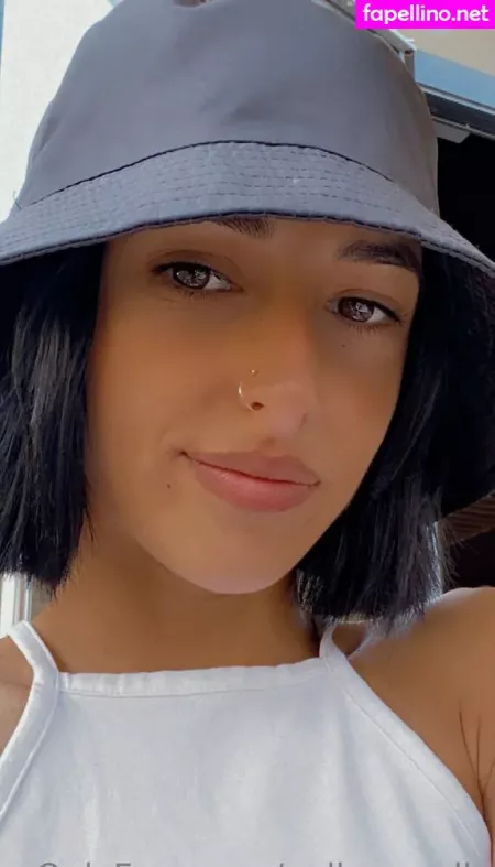 Polly Smalls OnlyFans Thumbnail #tTiNtOMxwZ