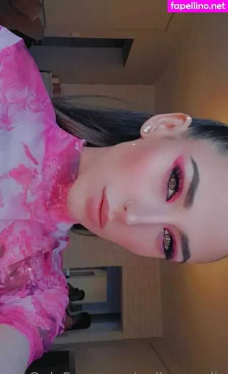 Polly Smalls OnlyFans Thumbnail #zHAlV0pFqU
