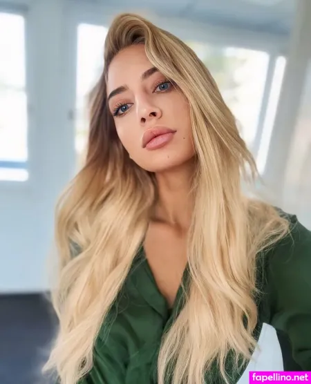 Polly Via OnlyFans Thumbnail #ZVFDpp6nxz