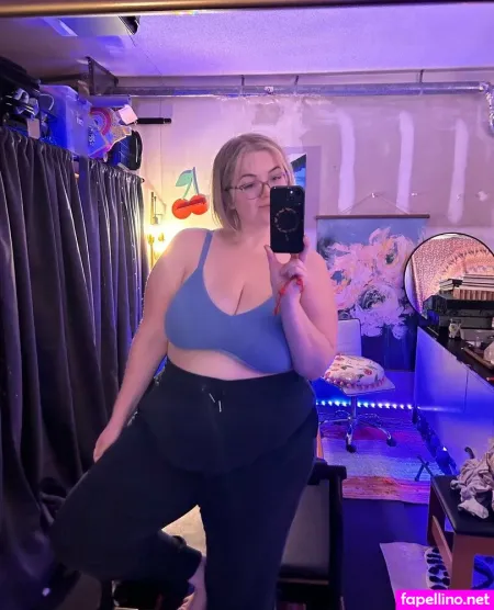 Pollydoespilatesintro OnlyFans Thumbnail #W8YjVk39PV