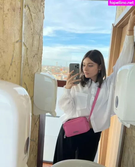 Pollylittlecaprice OnlyFans Thumbnail #3m1PcMk6GT