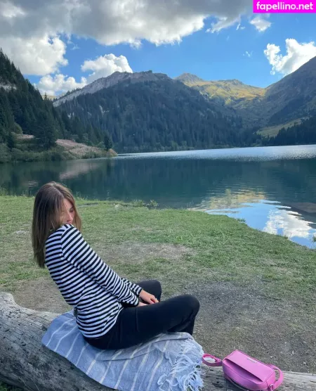 Pollylittlecaprice OnlyFans Thumbnail #KYpcpEMBDL