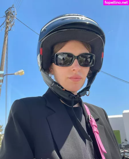 Pollylittlecaprice OnlyFans Thumbnail #MH8lHdWA74