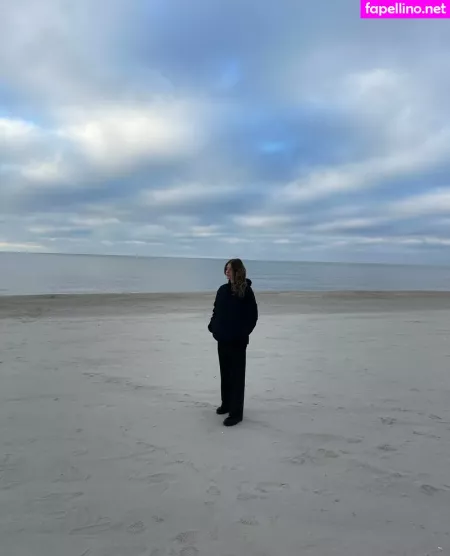 Pollylittlecaprice OnlyFans Thumbnail #YD2UfyUwrM