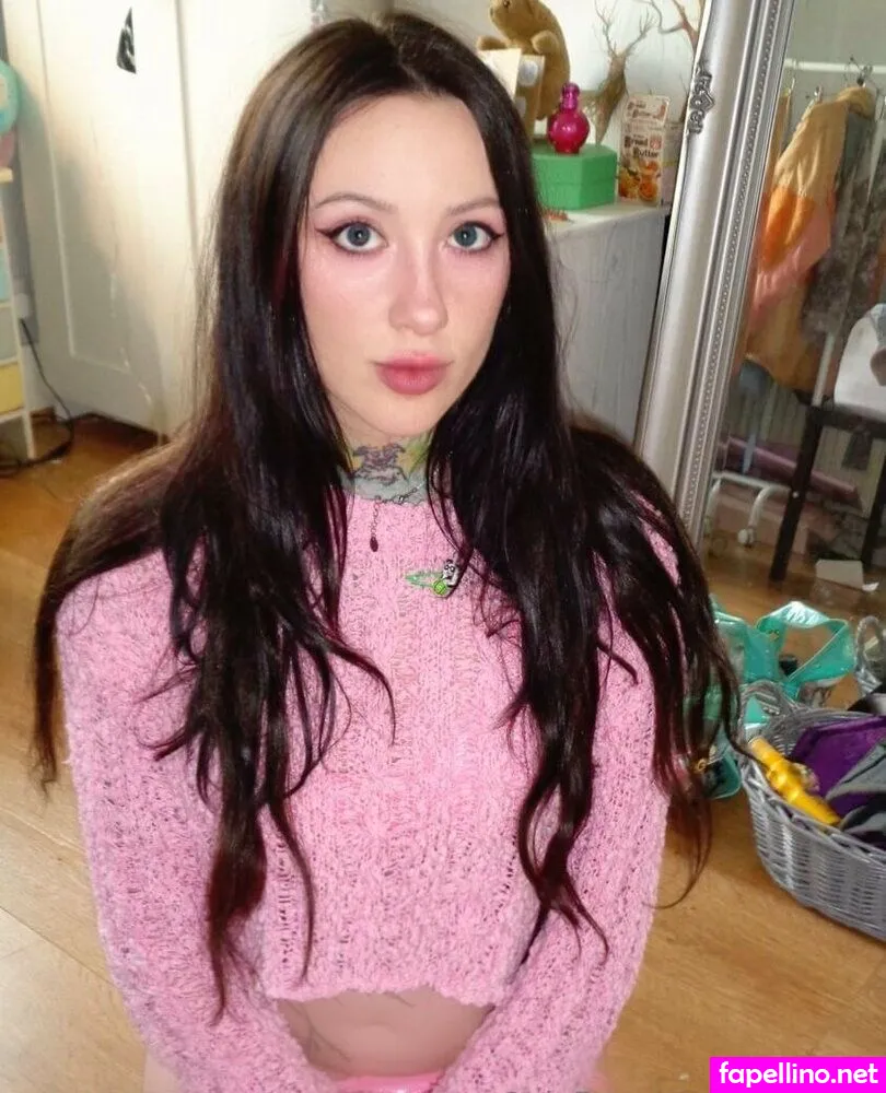 pollypipi, pollypippi Nude Leaked OnlyFans Photo #7bsLId2Z95