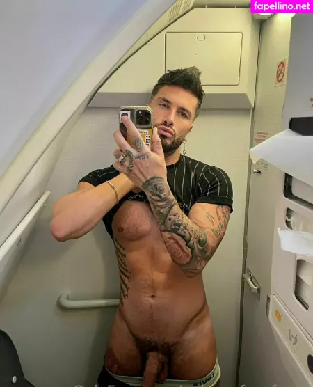 Poloxxxfansfree1 OnlyFans Thumbnail #tkyCdWB5xq