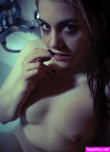 Polverelunatica OnlyFans Thumbnail #AYu5xoEClL