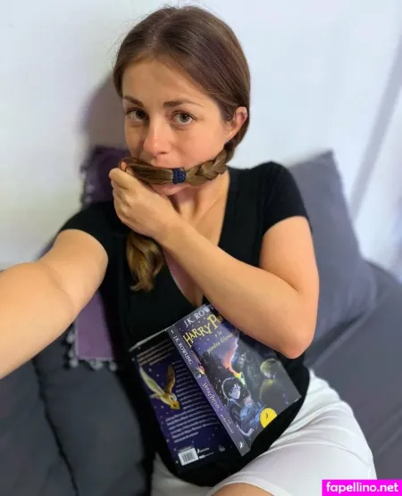 Poly Hannah OnlyFans Thumbnail #1DJnH6EX5F