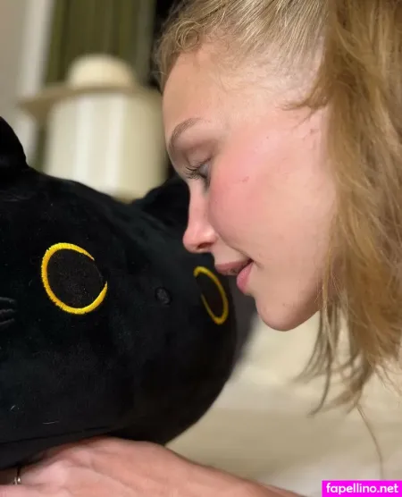 Poly Honey OnlyFans Thumbnail #8yNydJHrcu