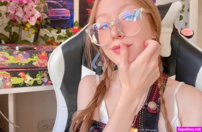 Polykittenmyr OnlyFans Thumbnail #6w9RZcdx0e