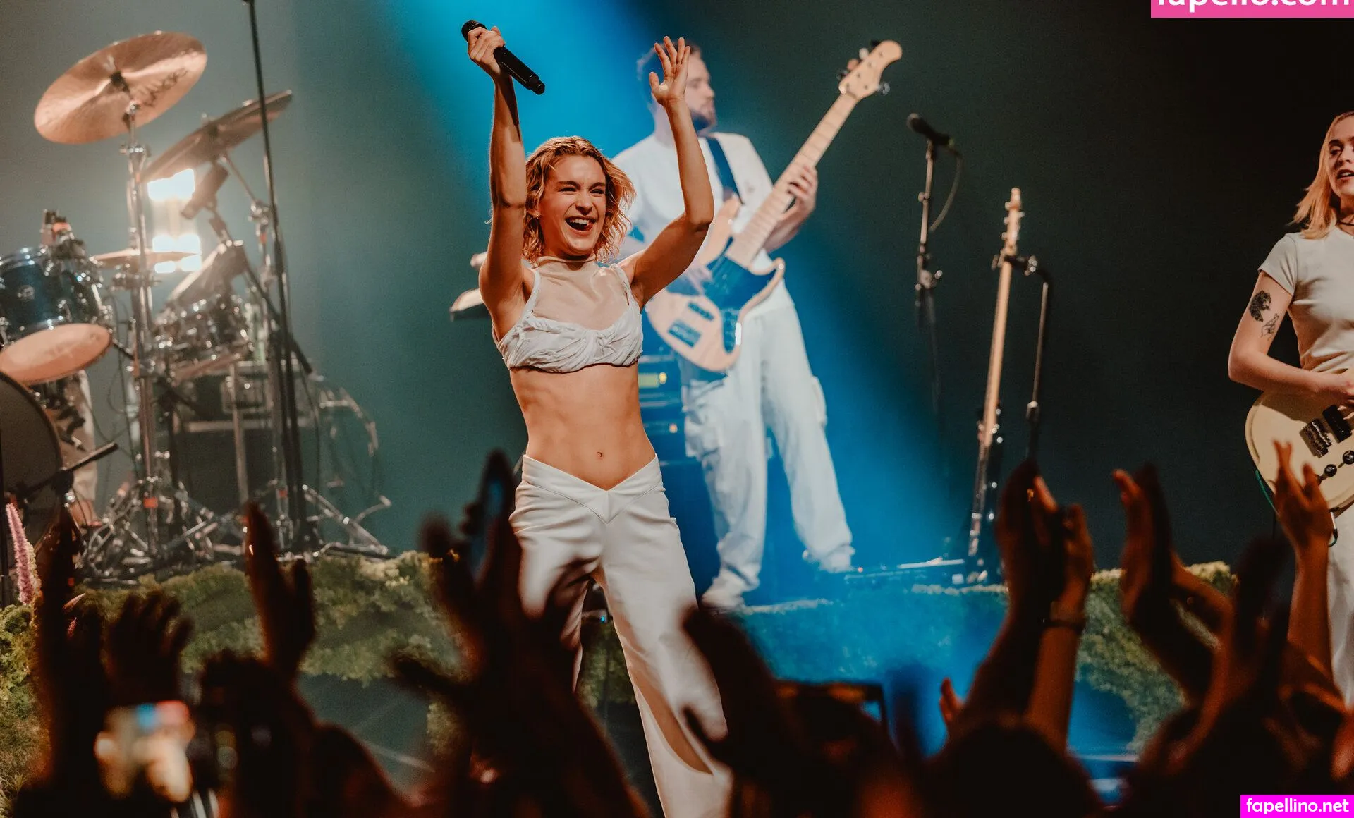 pommelienthijs, pommelinetilliere Nude Leaked OnlyFans Photo #2mJvgbNPKB