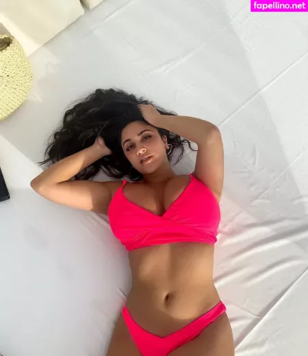 Ponsee Saa OnlyFans Thumbnail #NFOwMDoKcW