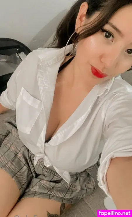 Ponyvonfree OnlyFans Thumbnail #iwvh7i1pYV