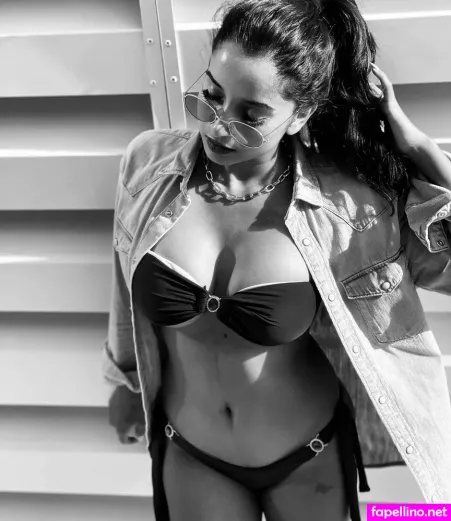Pooja Bhalekar Main Profile Photo