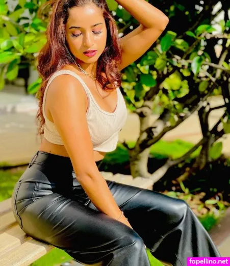 Pooja Bhalekar OnlyFans Thumbnail #O7WYSnFVzC