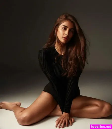 Pooja Hegde OnlyFans Thumbnail #xNpCAQqBSd