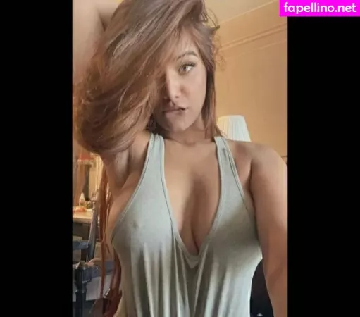 Poonam Pandey OnlyFans Thumbnail #o9jrUmpWOp