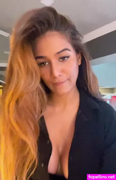 Poonampandey OnlyFans Thumbnail #NSXN4GrRcz