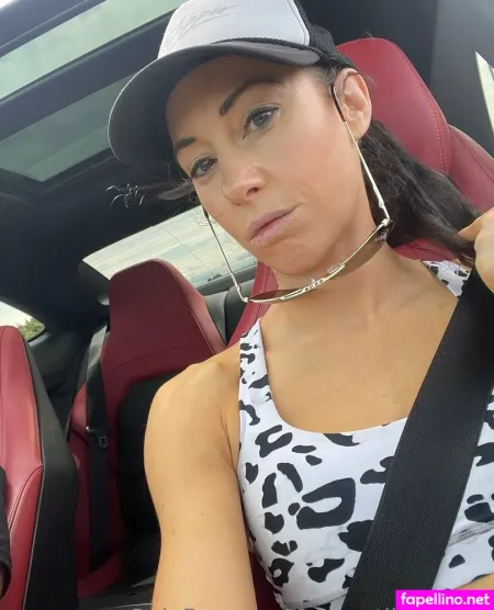 Poppetlikeitzhot OnlyFans Thumbnail #XcDkMRScIa