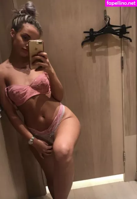 Poppinmolly04 OnlyFans Thumbnail #wtCH1XyAdm