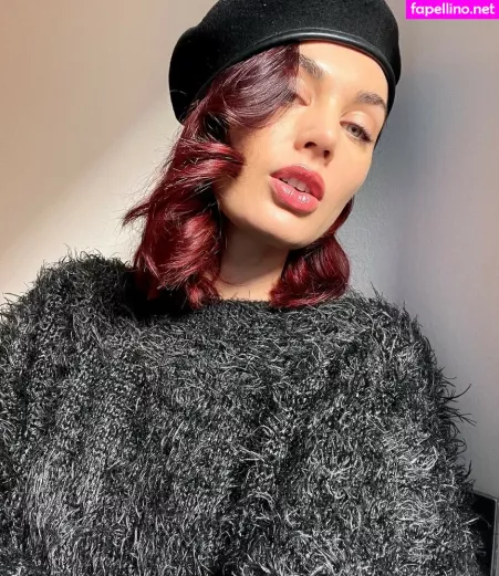 Poppy Corby Tuech OnlyFans Thumbnail #xL85SUX6ck