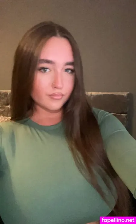 Poppy R OnlyFans Thumbnail #QoMmL3miWj