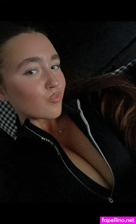 Poppy R OnlyFans Thumbnail #mefnUiXx72