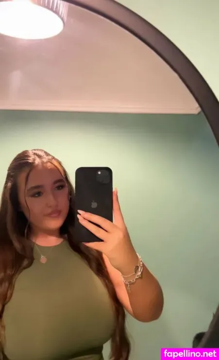 Poppy R OnlyFans Thumbnail #yQ2LhQfHe0