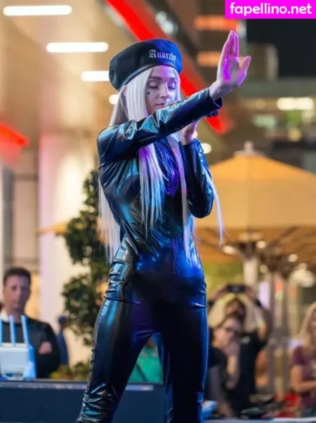 Poppy OnlyFans Thumbnail #t02mMtmard