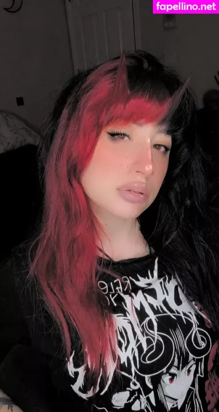 Poppycarmine OnlyFans Thumbnail #IGXS9nZ2i9