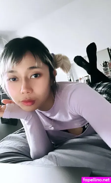 Poppymeilleur999 OnlyFans Thumbnail #3VfWyyPCP8