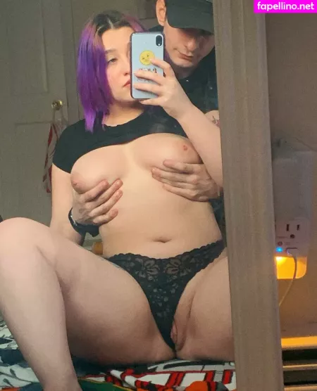Poppypeach20 OnlyFans Thumbnail #0pUv3X7N6P