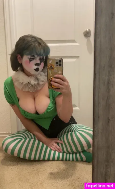 Popsy The Clown OnlyFans Thumbnail #puGlp7Lep8