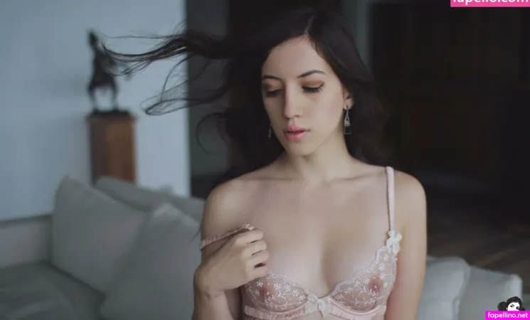Porcelinna OnlyFans Thumbnail #DyVVfddBW5