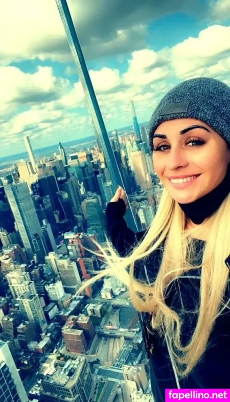 Pornstarstatus00 OnlyFans Thumbnail #xmOVDE4aAI