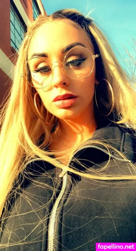 Pornstarstatus00 OnlyFans Thumbnail #zwEZvT35vL