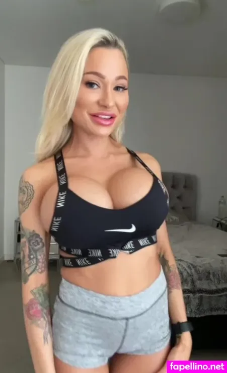 Portia Paris 1 OnlyFans Thumbnail #7egqcjk4A5