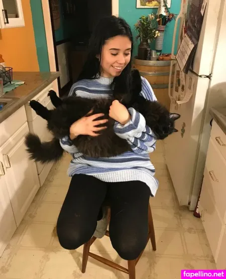 Portofbones OnlyFans Thumbnail #9YM6XVBdTe