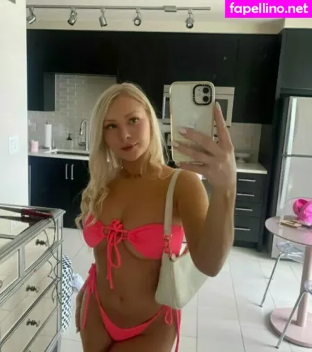 Posh Babe OnlyFans Thumbnail #2htmNJp3g0