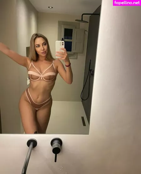 Posh Babe OnlyFans Thumbnail #pwarSEi71F