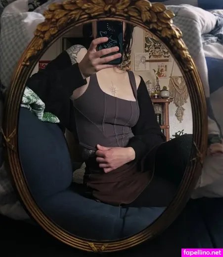 Posieland OnlyFans Thumbnail #D8YwLK6Nre