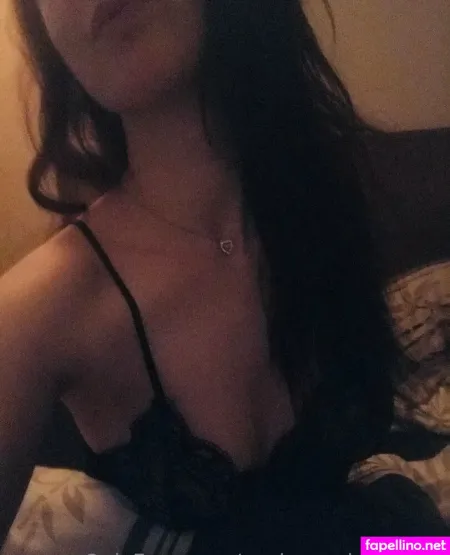 Poslusna Holkafree OnlyFans Thumbnail #IjDlxLSUbk